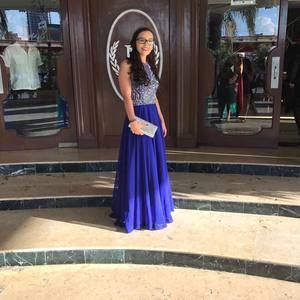 Meet your Posher, Nadia